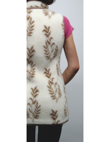 Жилет Олива с рельефом и воротником стойка