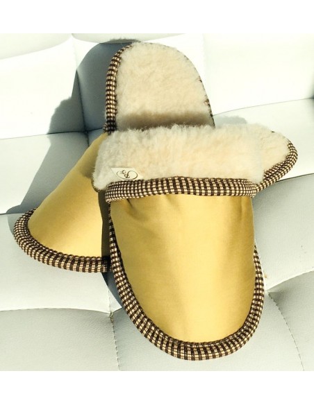Тапочки из шерсти "Золото с опушкой"