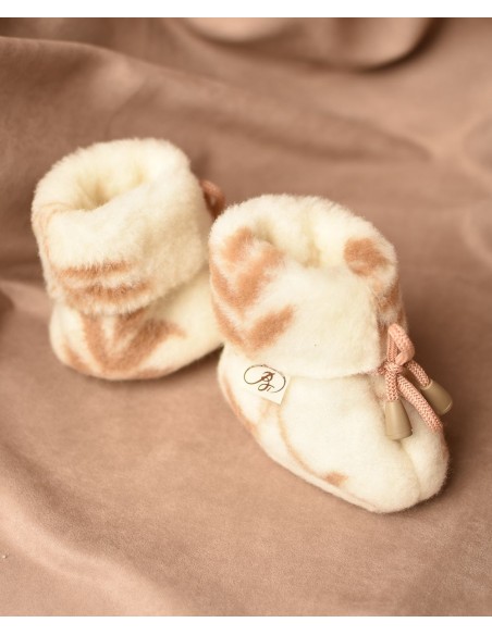 ПИНЕТКИ НА ЗАВЯЗКАХ ОЛИВА