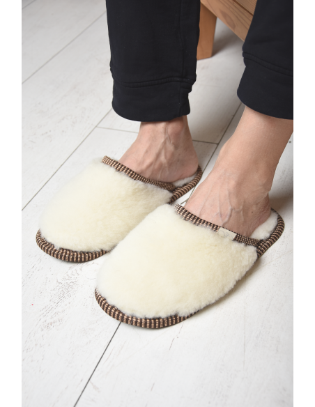 Тапочки из шерсти "Молочный Меринос"