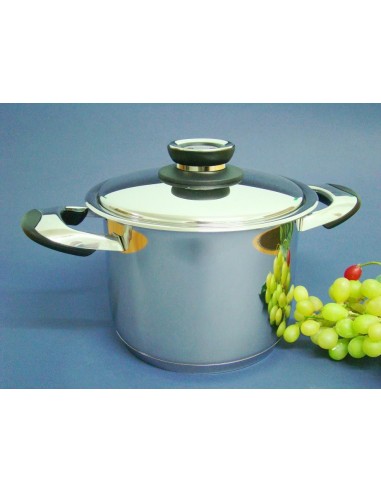 КАСТРЮЛЯ ВЫСОКАЯ С КРЫШКОЙ Объем(9л)